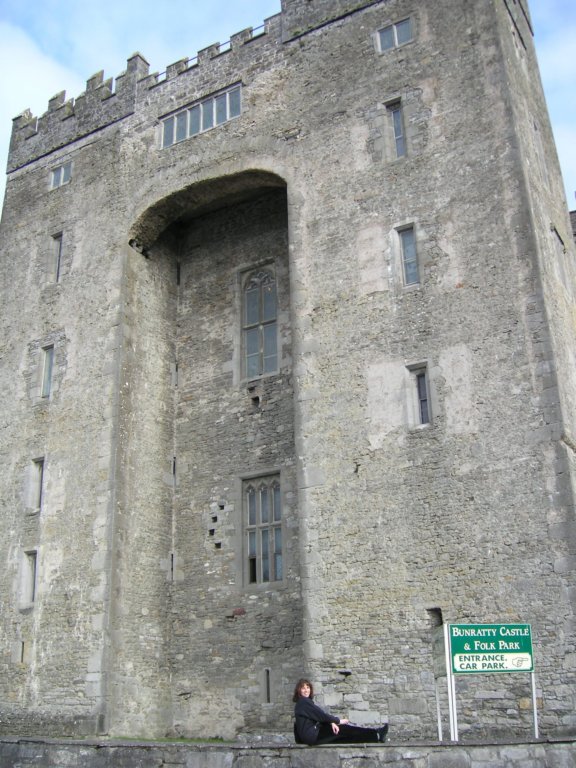 bunrattycastle2.jpg
